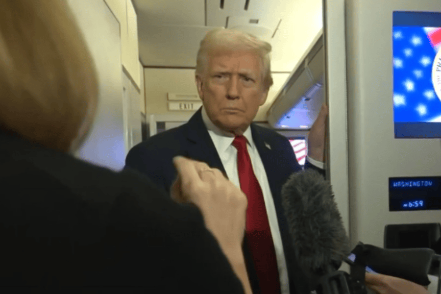 美乌谈判结束，泽连斯基称将推进相关工作，特朗普：俄乌和平协议“很有可能”达成