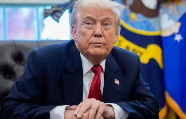 乌克兰拒绝“割地”，特朗普计划开一个新条件换普京停火