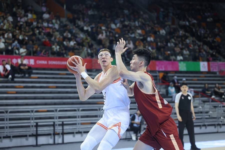 打出“历史级别的惨案”，世界杯预赛前景不容乐观，中国男篮究竟怎么了？