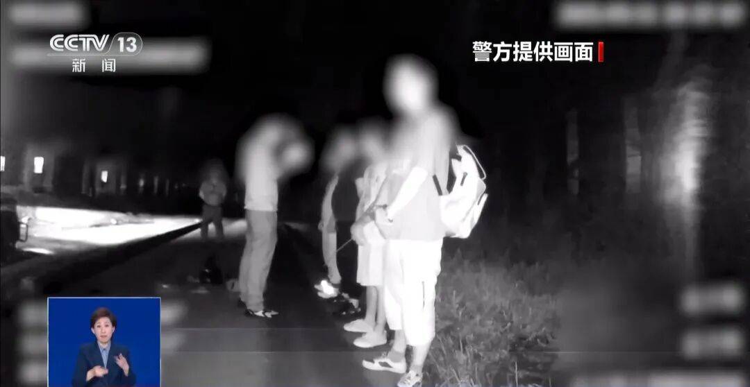 央视披露:男子在网吧厕所墙上看到“高薪日结5000-20000”广告,即将出境时被警方拦下