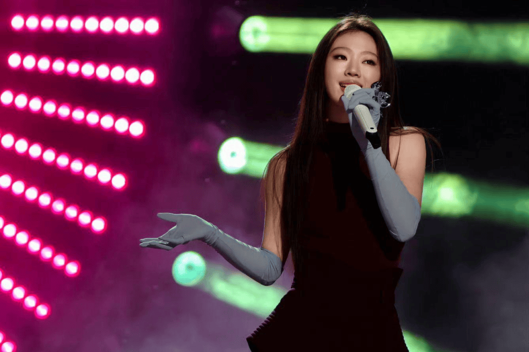 人民日报评歌曲《李白》版权风波：《“又能怎”，真的吗？》